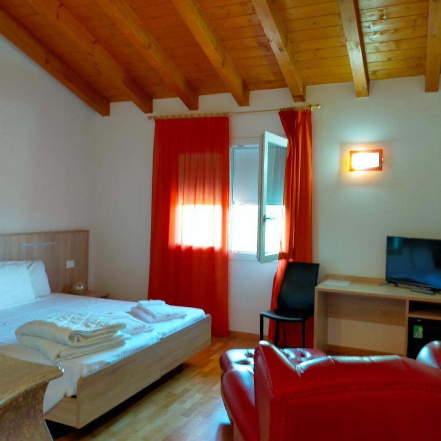 Villa Al Cavaliere Pordenone Exterior foto